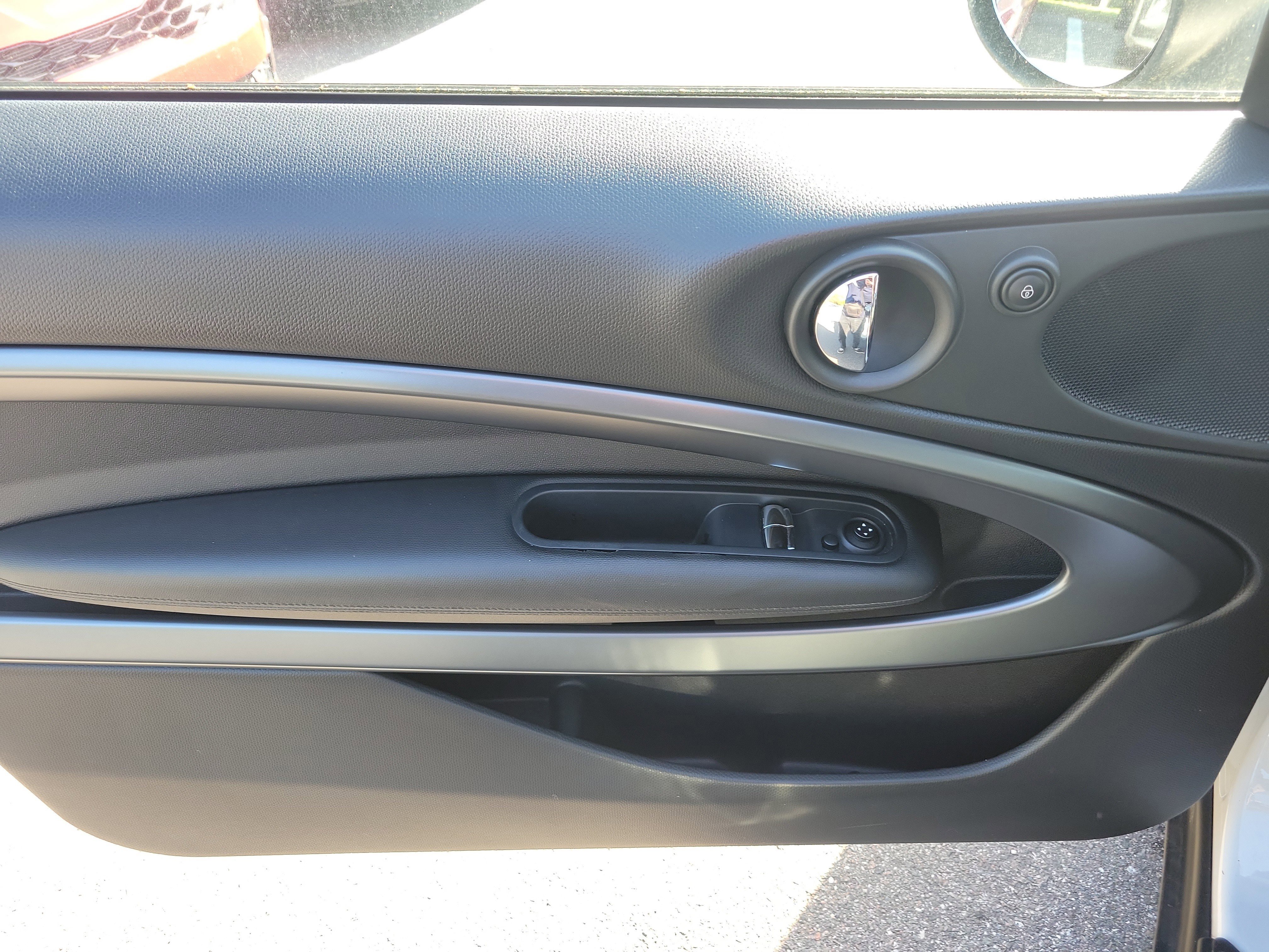 Used 2015 MINI Cooper Paceman S image 16