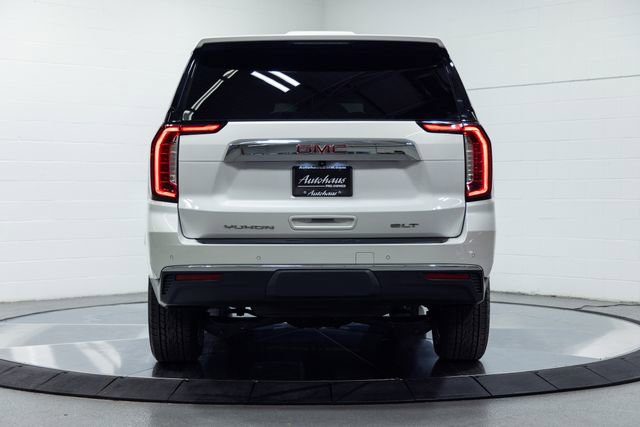 Used 2023 GMC Yukon XL SLT w/ SLT Luxury Package image 7