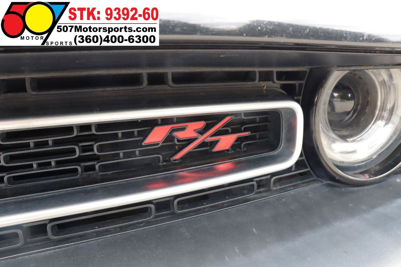 Used 2015 Dodge Challenger R/T Scat Pack w/ Leather Interior Group RWD image 13