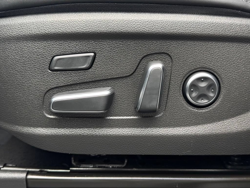 Used 2023 Hyundai Santa Fe Calligraphy AWD/4WD image 39