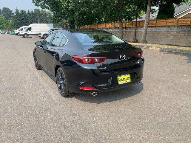Used 2024 MAZDA MAZDA3 s FWD image 3