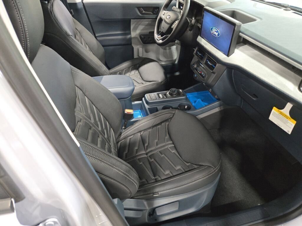 New 2025 Ford Maverick XLT w/ XLT Luxury Package image 7