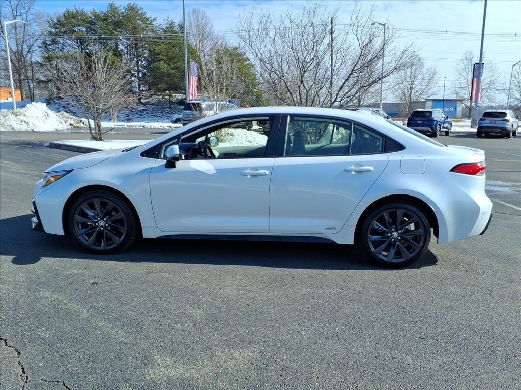 Certified 2024 Toyota Corolla SE image 23