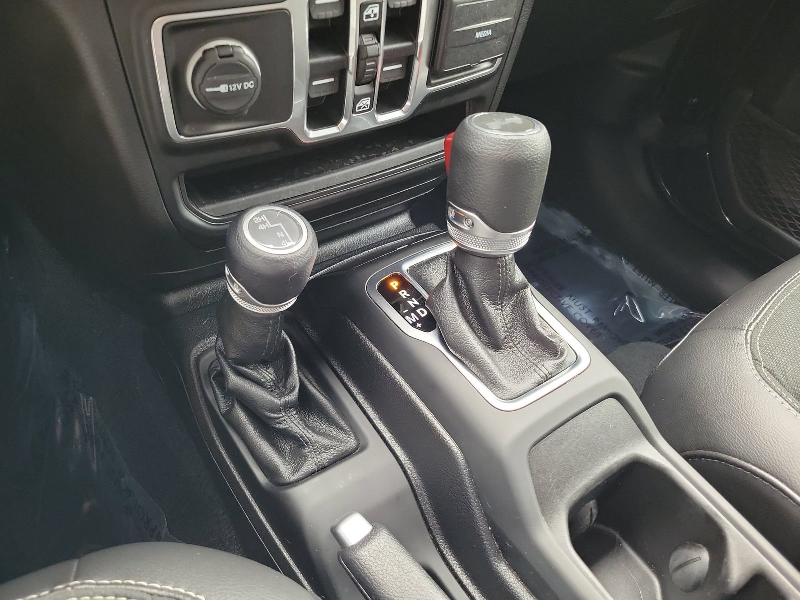 Used 2020 Jeep Wrangler Unlimited Sport AWD/4WD image 32