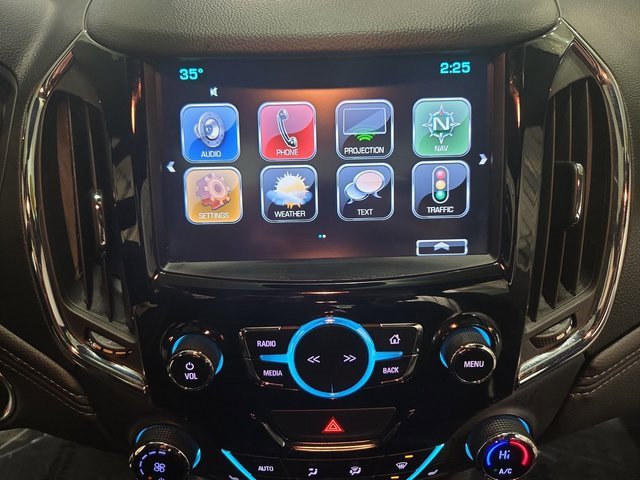 Used 2017 Chevrolet Cruze Premier image 22