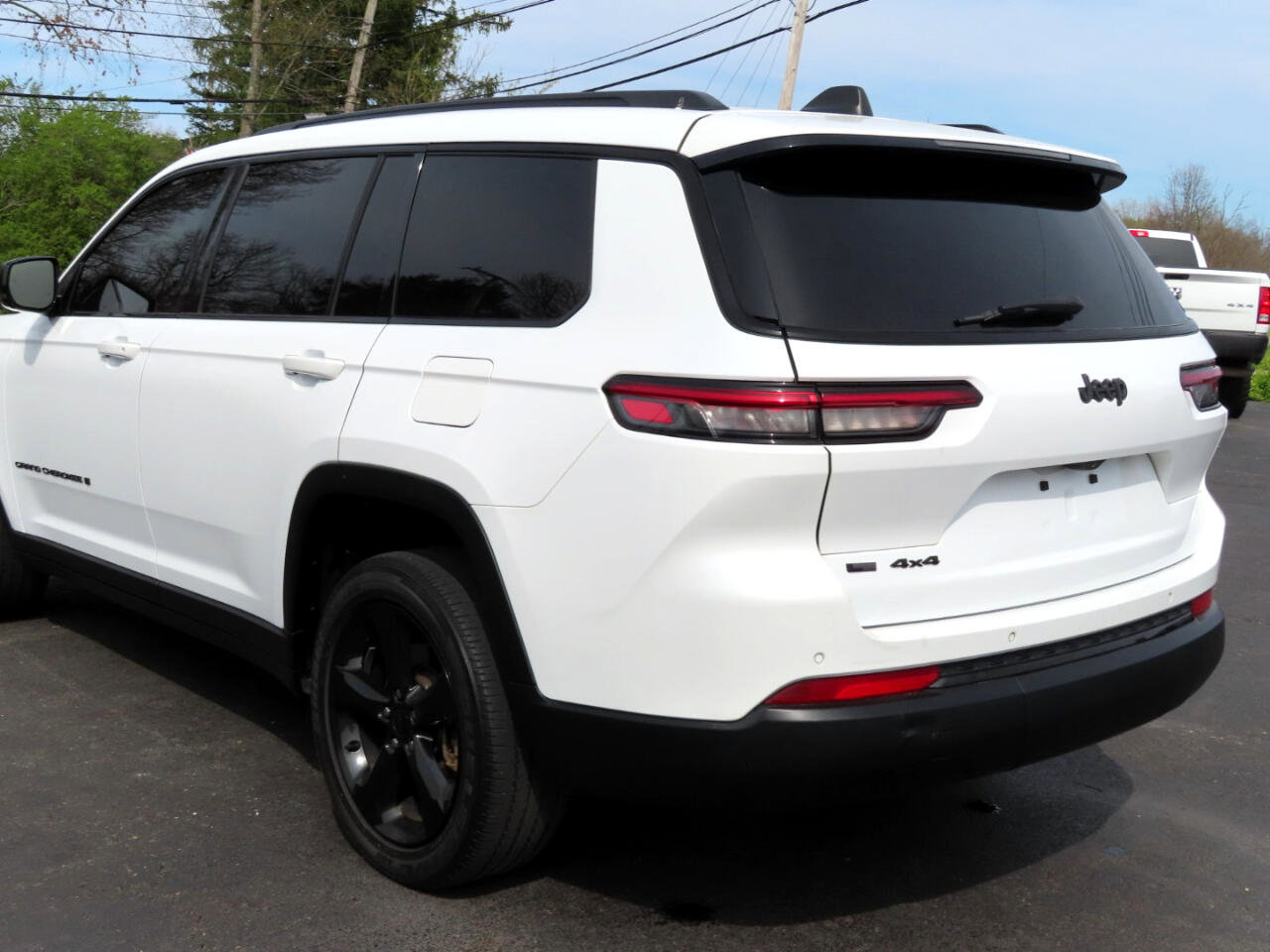 Used 2021 Jeep Grand Cherokee L Laredo image 15
