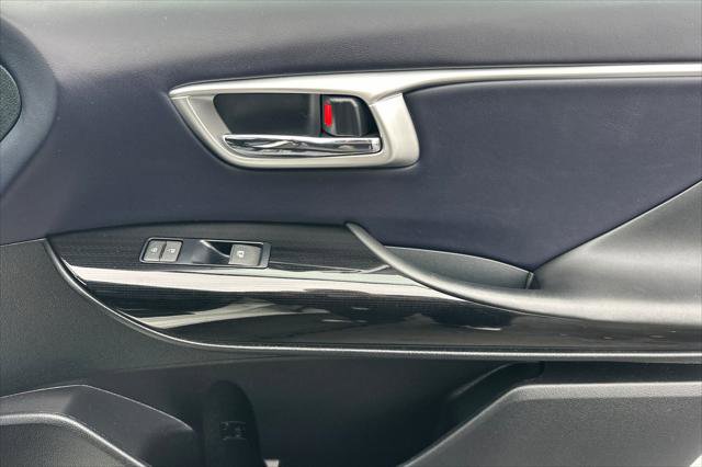 Certified 2018 Toyota Mirai image 18