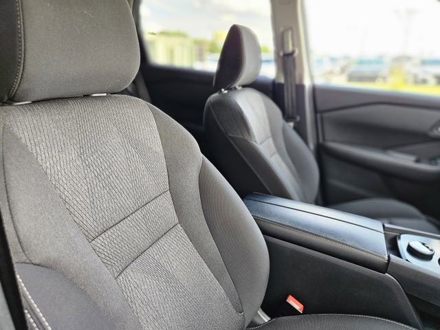 Used 2024 Nissan Rogue SV AWD/4WD image 14