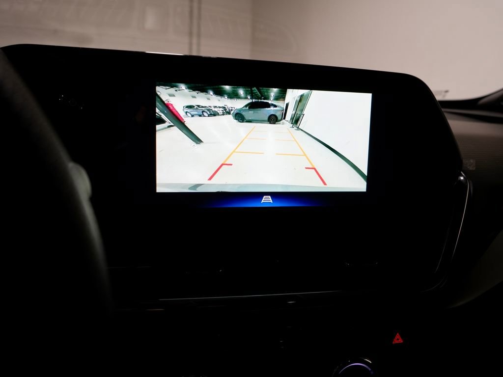 Used 2025 Chevrolet Trax RS w/ Driver Confidence Package image 4