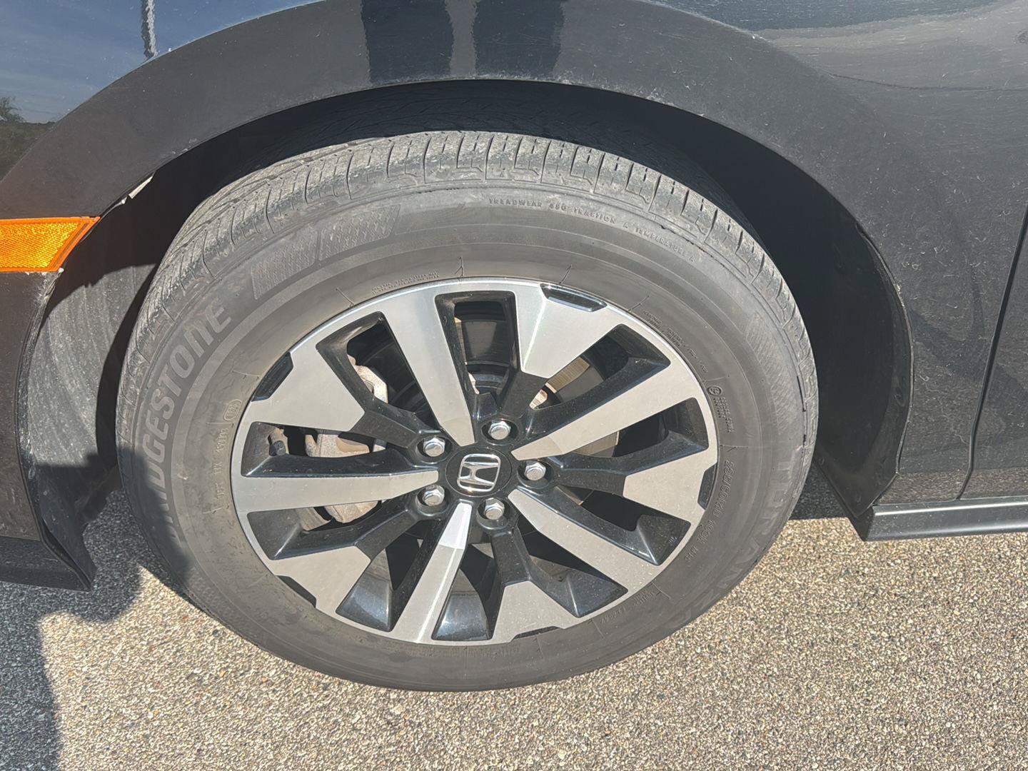 Used 2025 Honda Odyssey EX-L image 9
