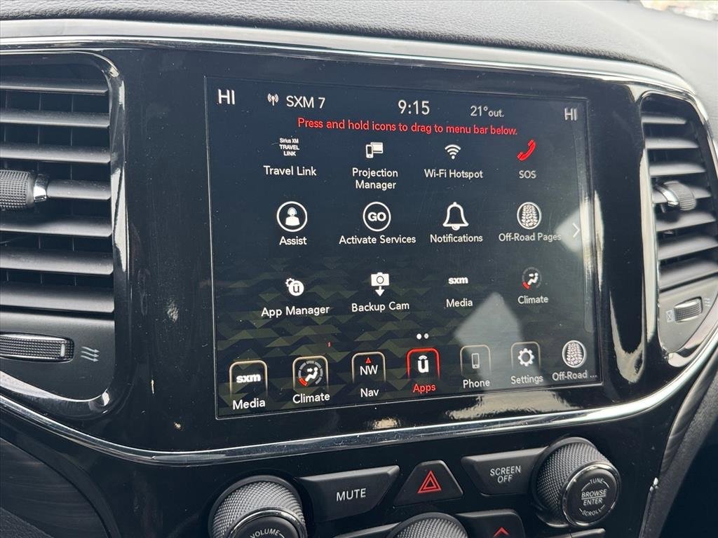 Used 2022 Jeep Grand Cherokee Laredo E image 25