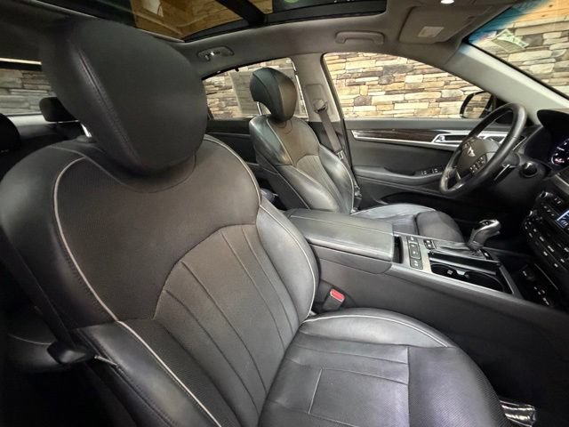 Used 2015 Hyundai Genesis 3.8 w/ Option Group 03 AWD/4WD image 17