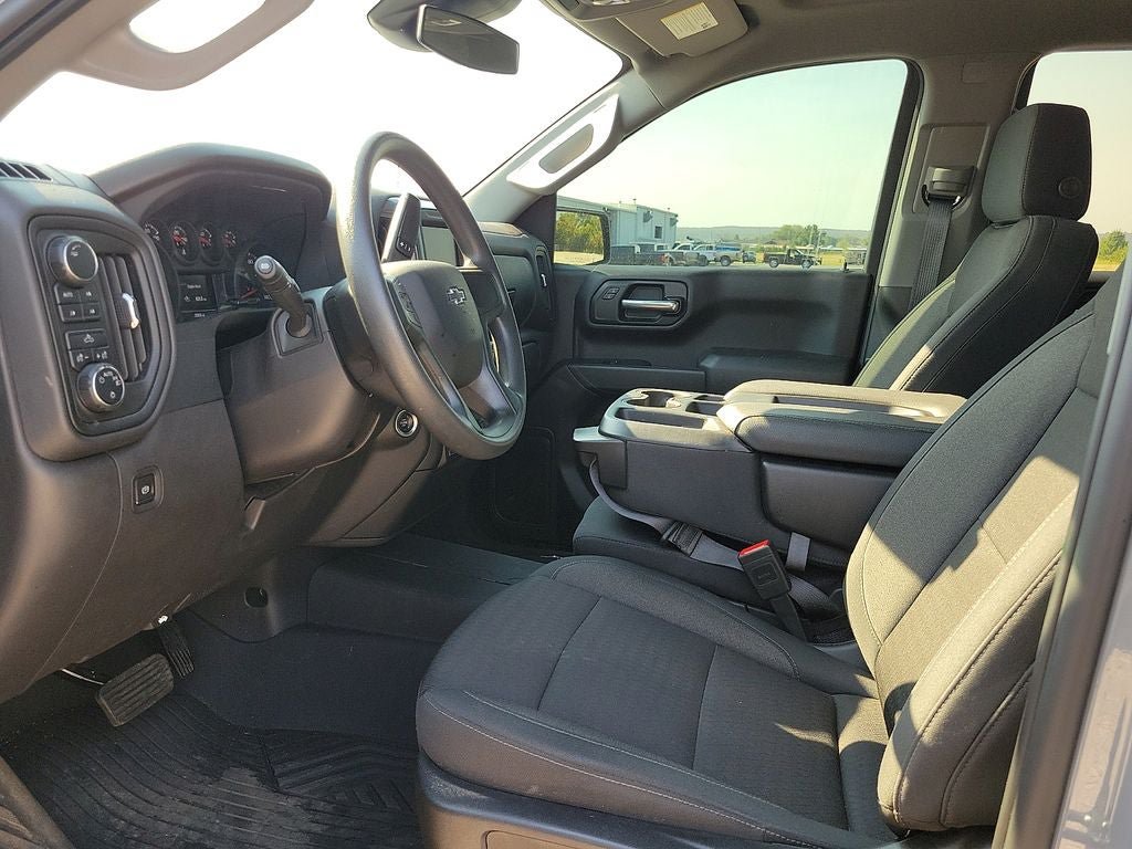 Used 2024 Chevrolet Silverado 1500 Custom Trail Boss AWD/4WD image 11