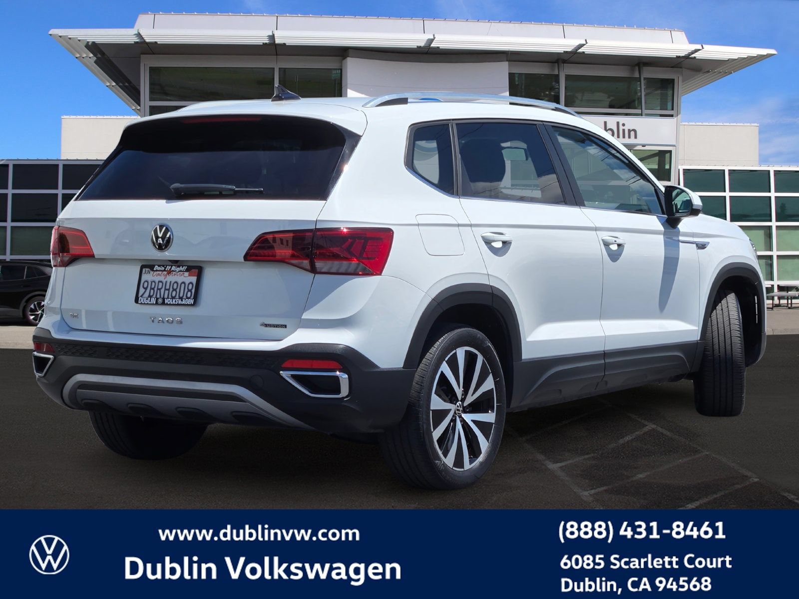 Used 2022 Volkswagen Taos SE AWD/4WD image 4
