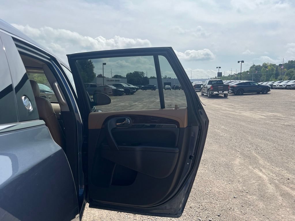 Used 2013 Buick Enclave Premium w/ Trailering Provision Package FWD image 35