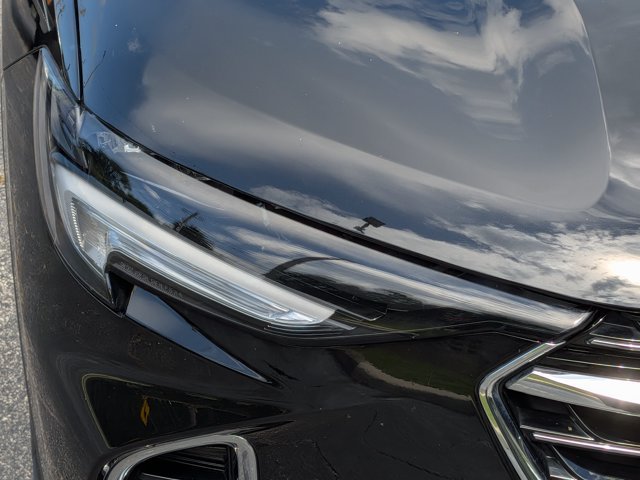 Certified 2023 Buick Envision Essence FWD image 12