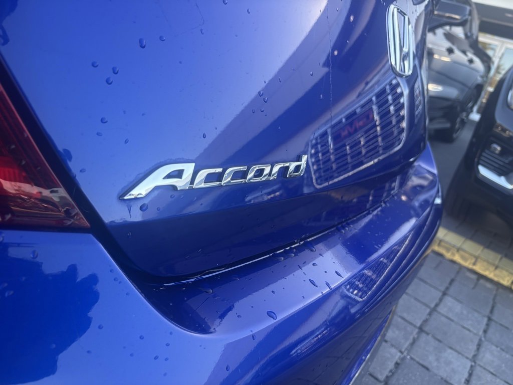 Used 2016 Honda Accord EX image 9