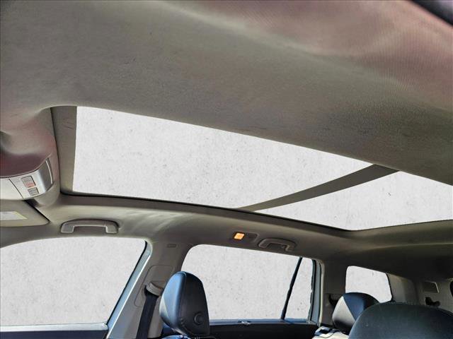 Used 2019 Volkswagen Atlas SEL Premium image 9