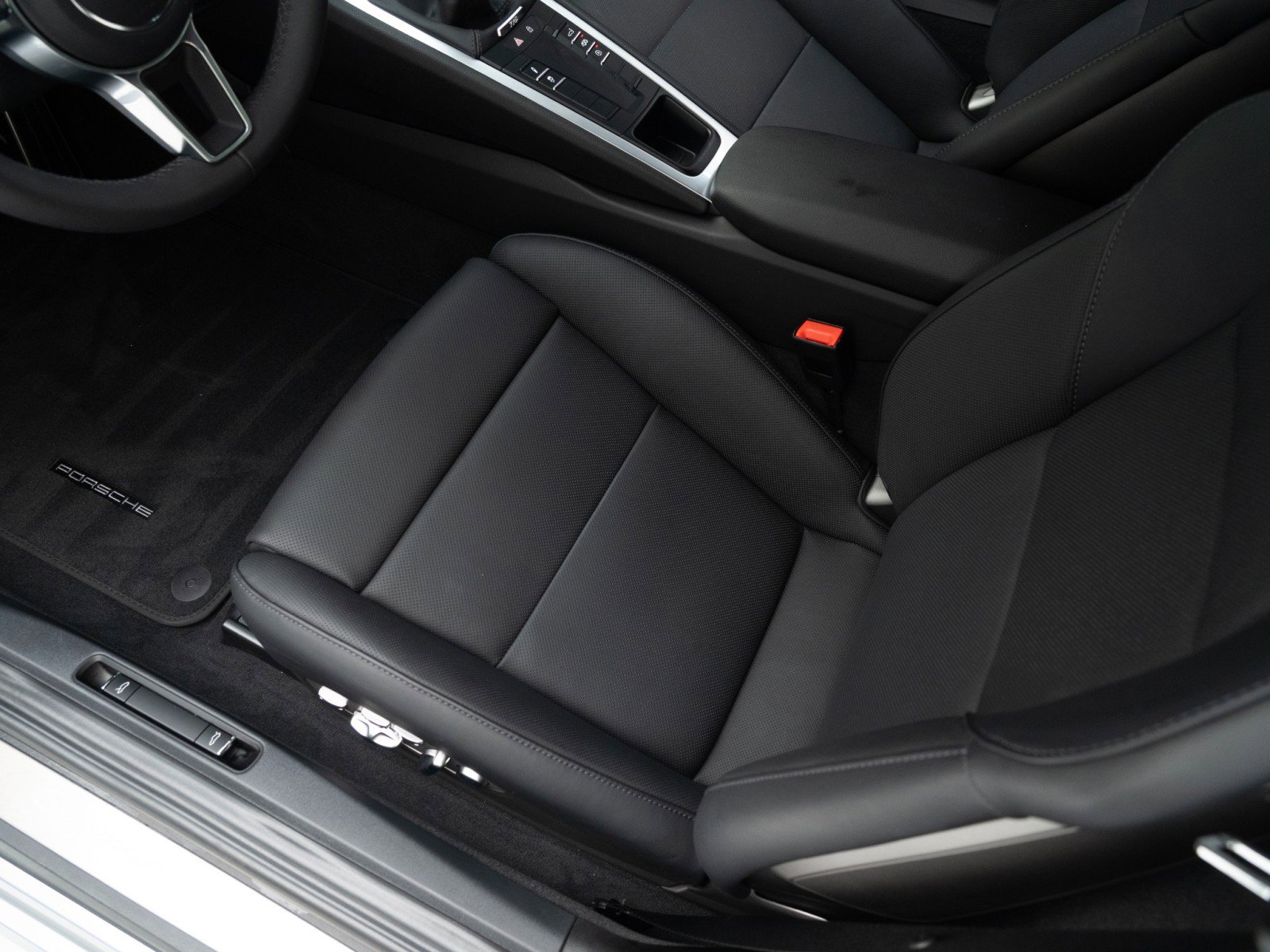 Certified 2025 Porsche 718 Cayman image 16