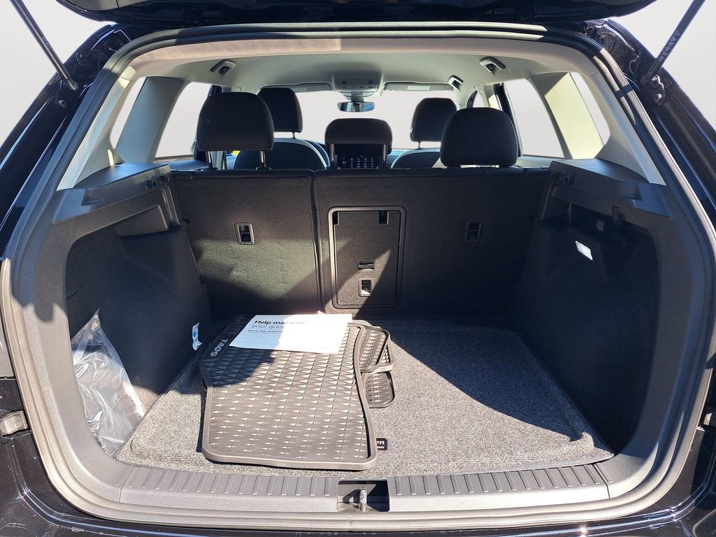 New 2025 Volkswagen Taos S image 29