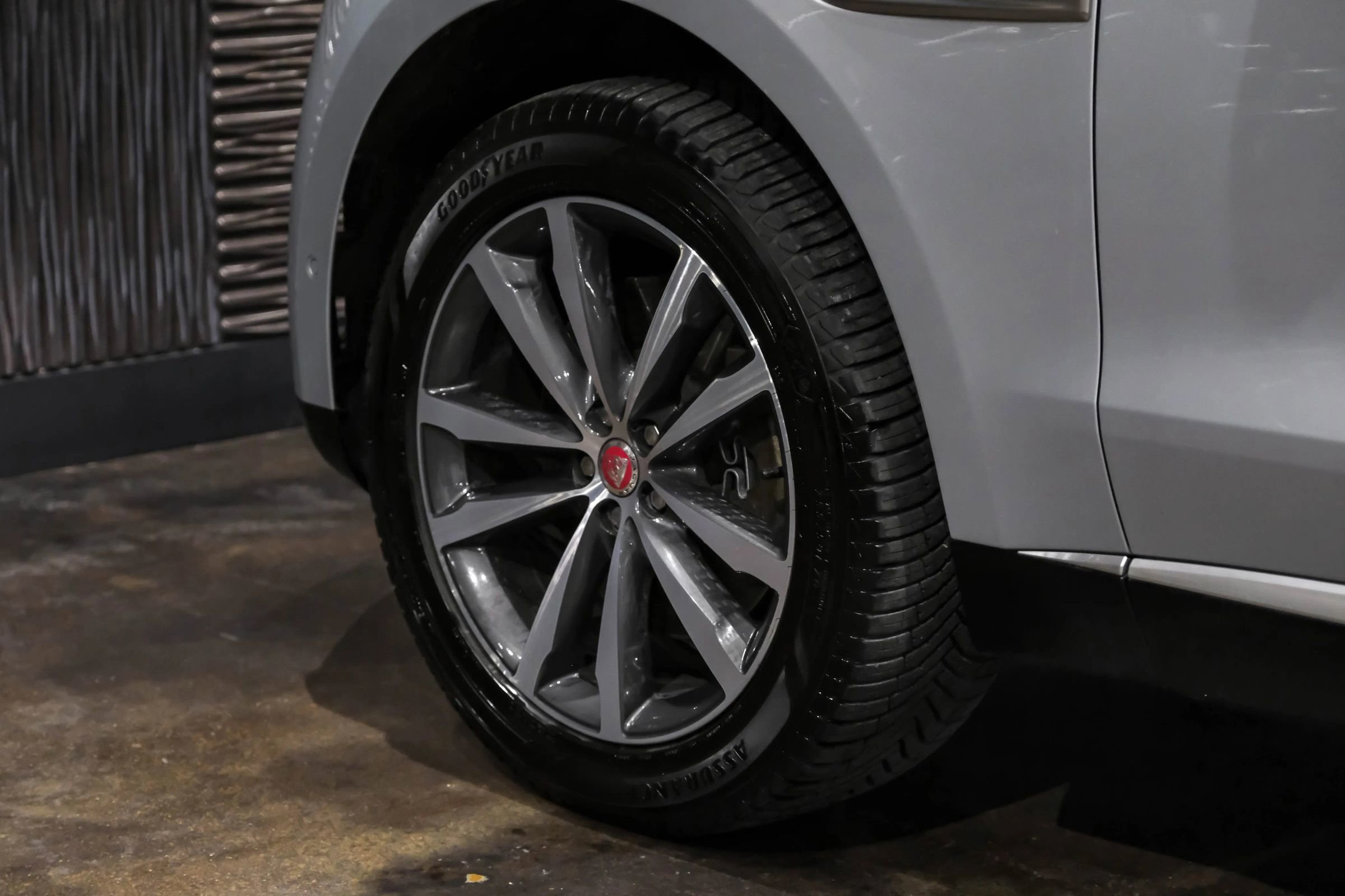 Used 2021 Jaguar F-PACE S image 55