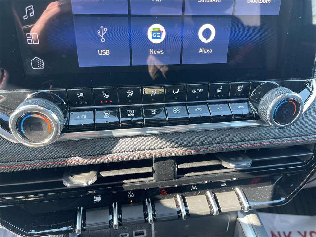 New 2025 Chevrolet Colorado Z71 w/ Technology Package image 18