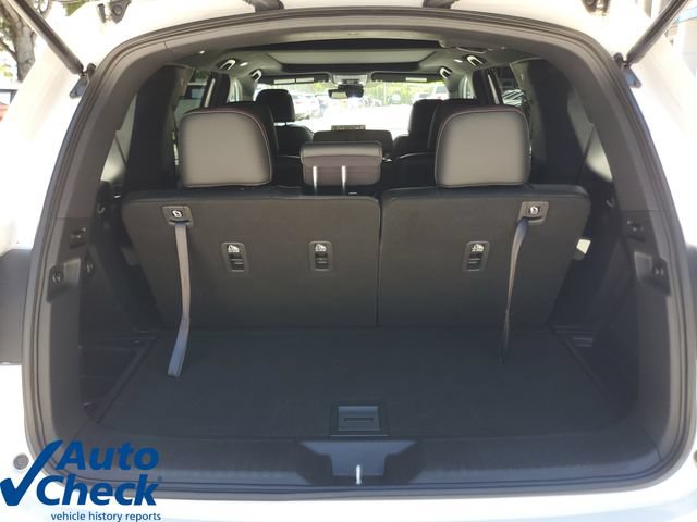 Used 2025 Honda Pilot Black Edition image 10