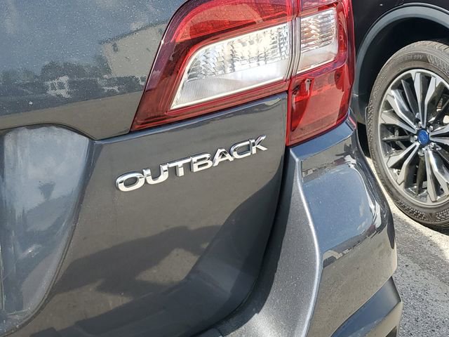 Used 2018 Subaru Outback 2.5i Limited image 9