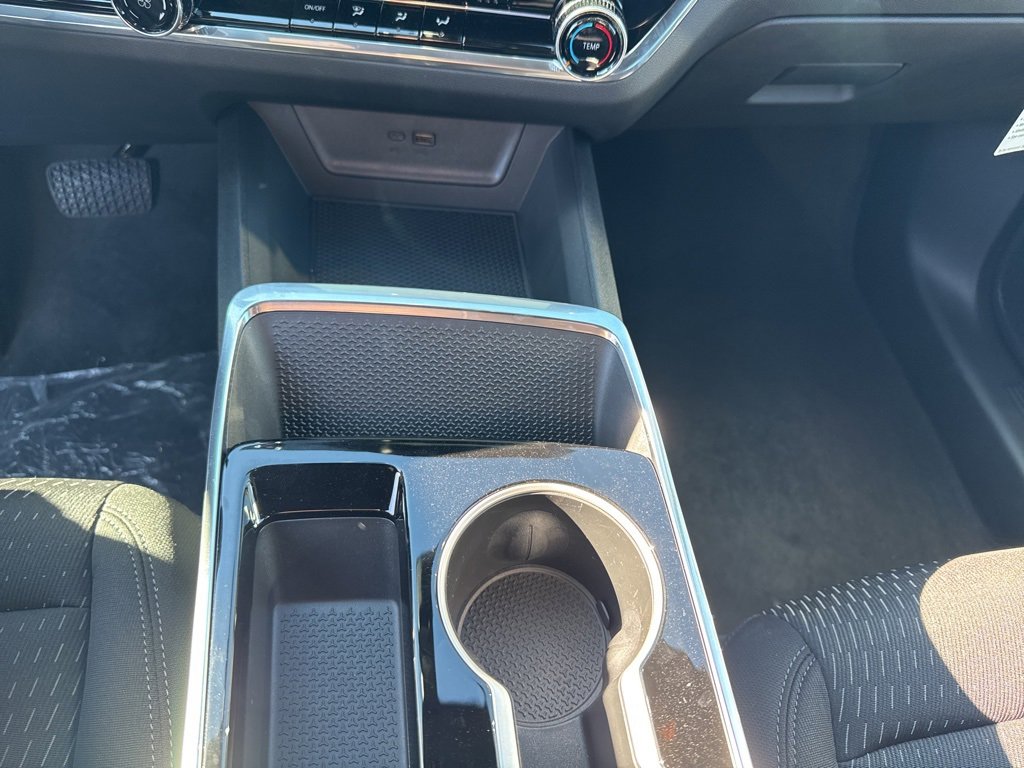 New 2025 Chevrolet Equinox LT w/ Safety and Technology Package image 22