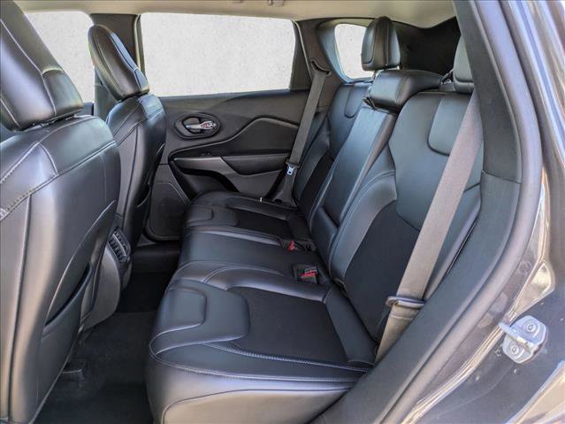 Used 2020 Jeep Cherokee Latitude Plus FWD image 18