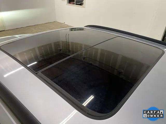 Used 2023 Audi e-tron Premium Plus image 25