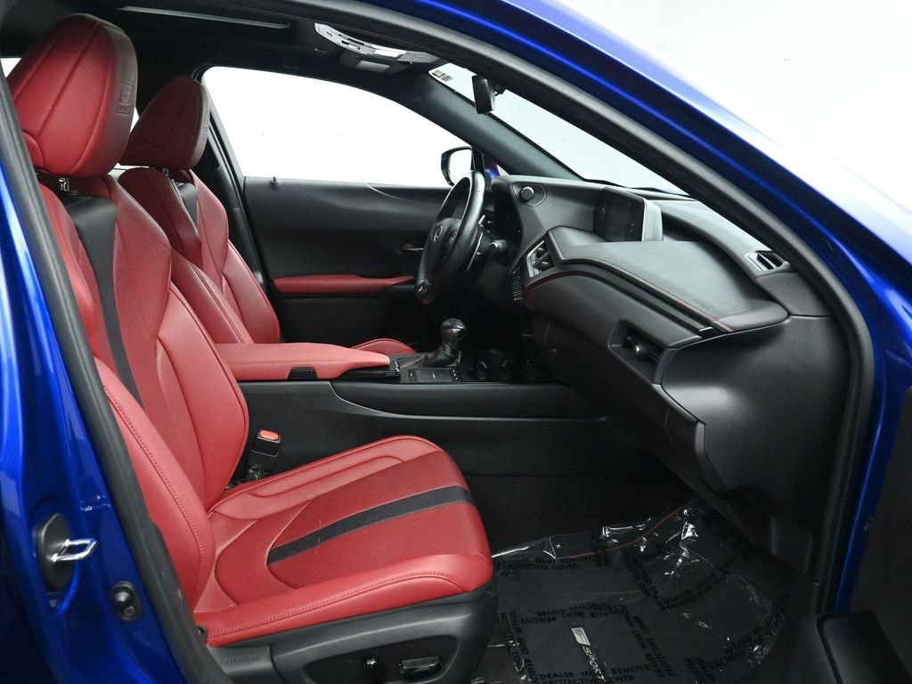 Used 2022 Lexus UX 200 F Sport w/ F Sport Premium Package image 20