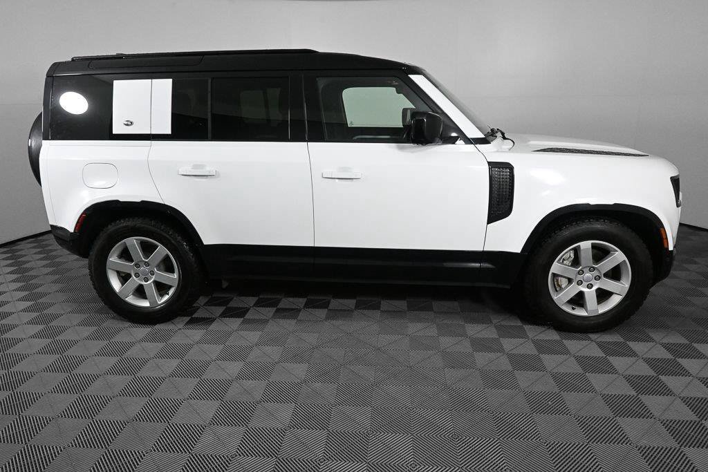 Used 2023 Land Rover Defender 110 X-Dynamic SE AWD/4WD image 24