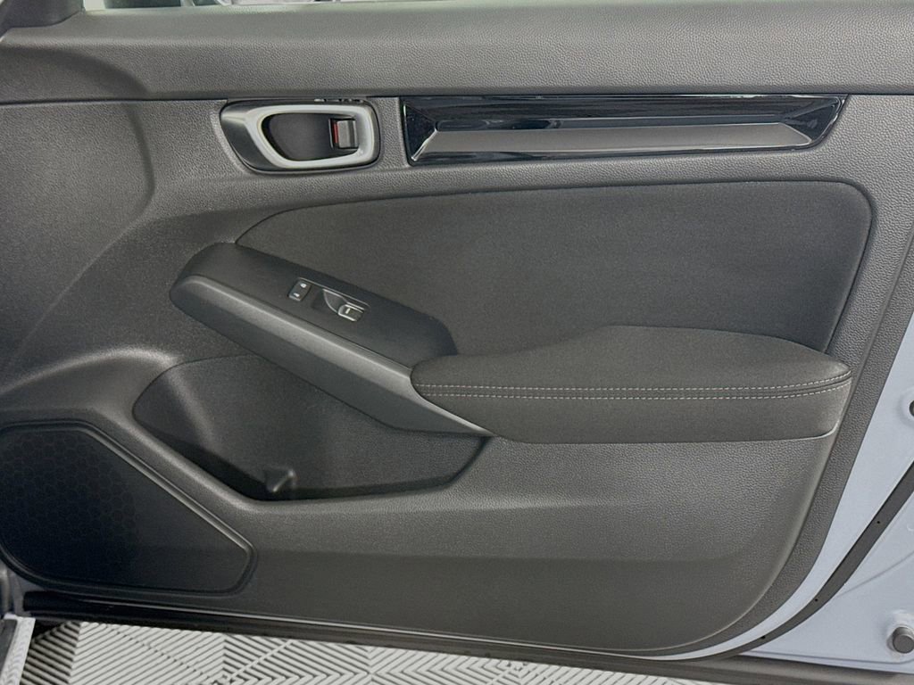 Certified 2023 Honda Civic EX image 28