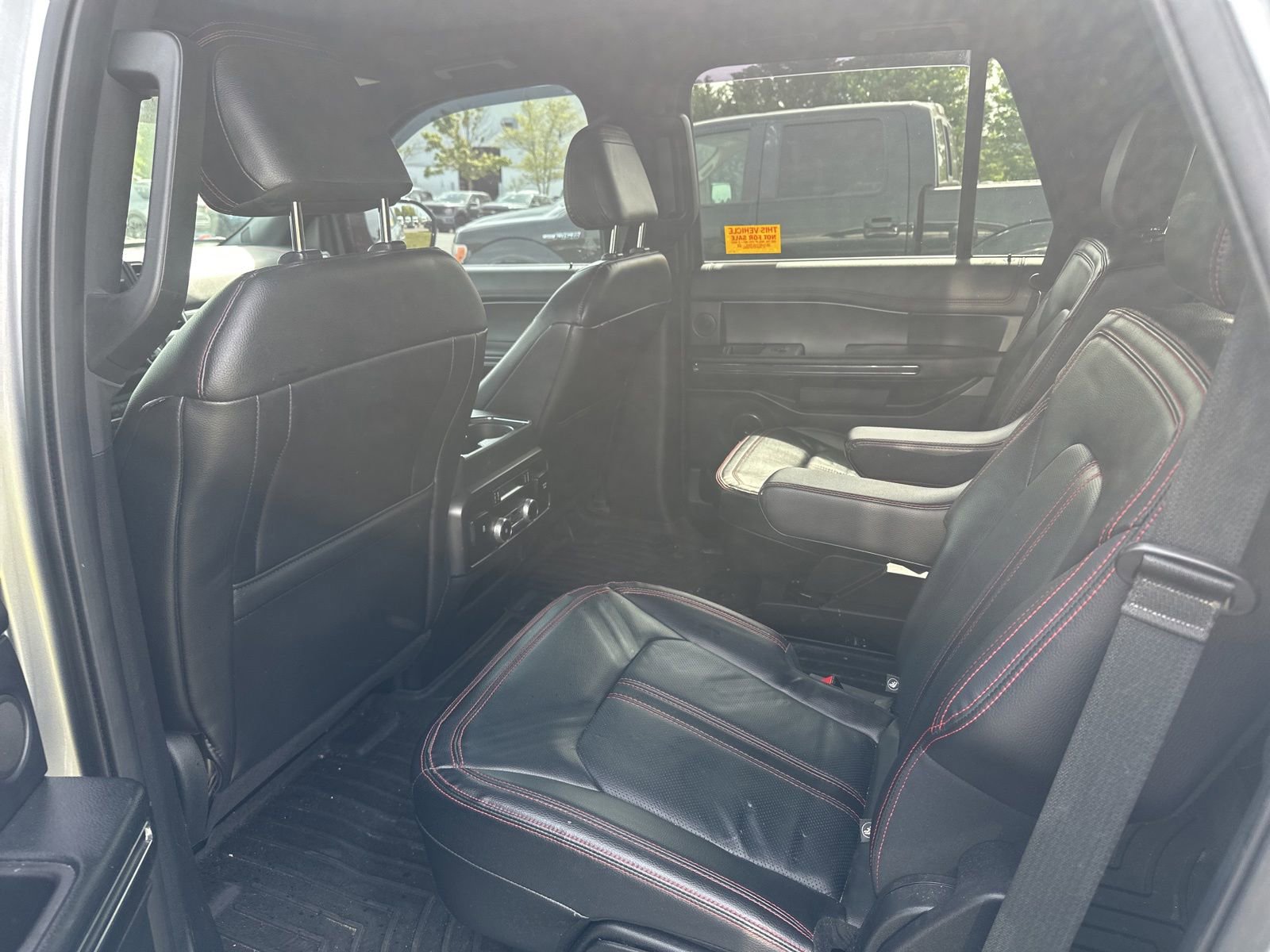 Used 2021 Ford Expedition Limited AWD/4WD image 6