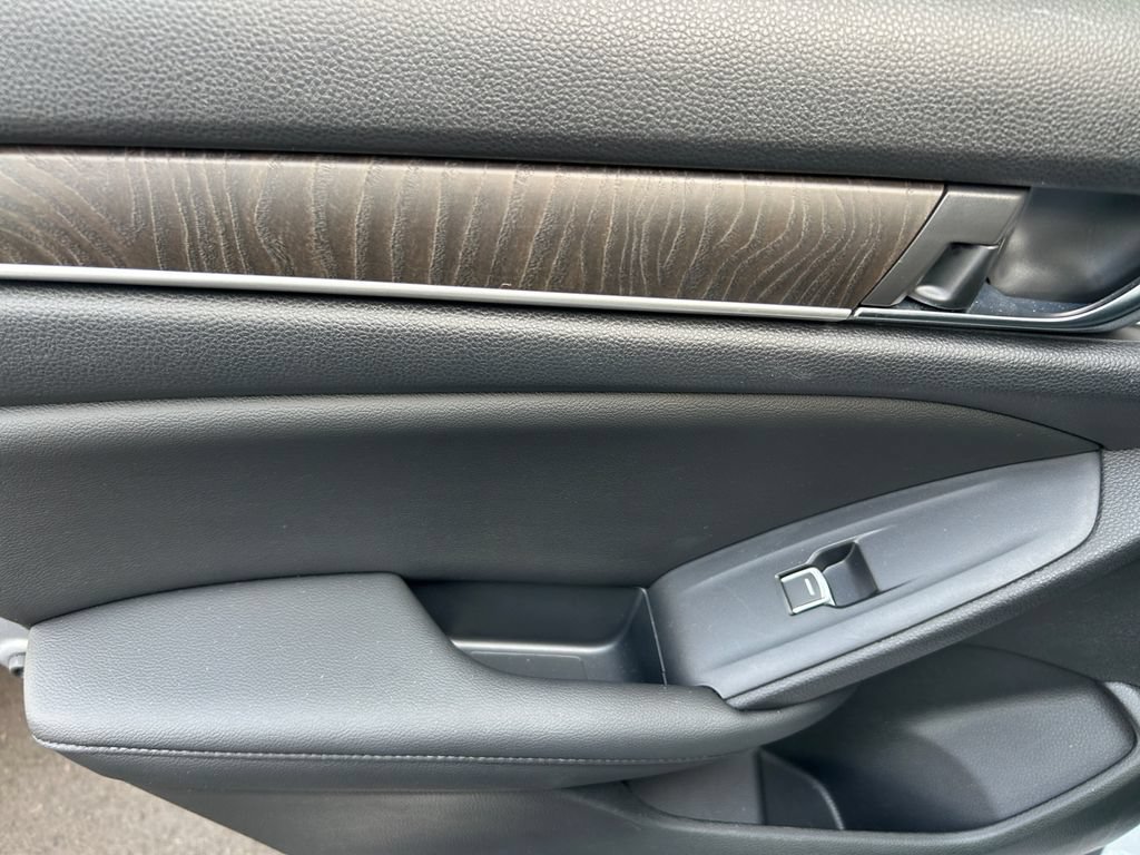 Used 2020 Honda Accord EX-L image 15