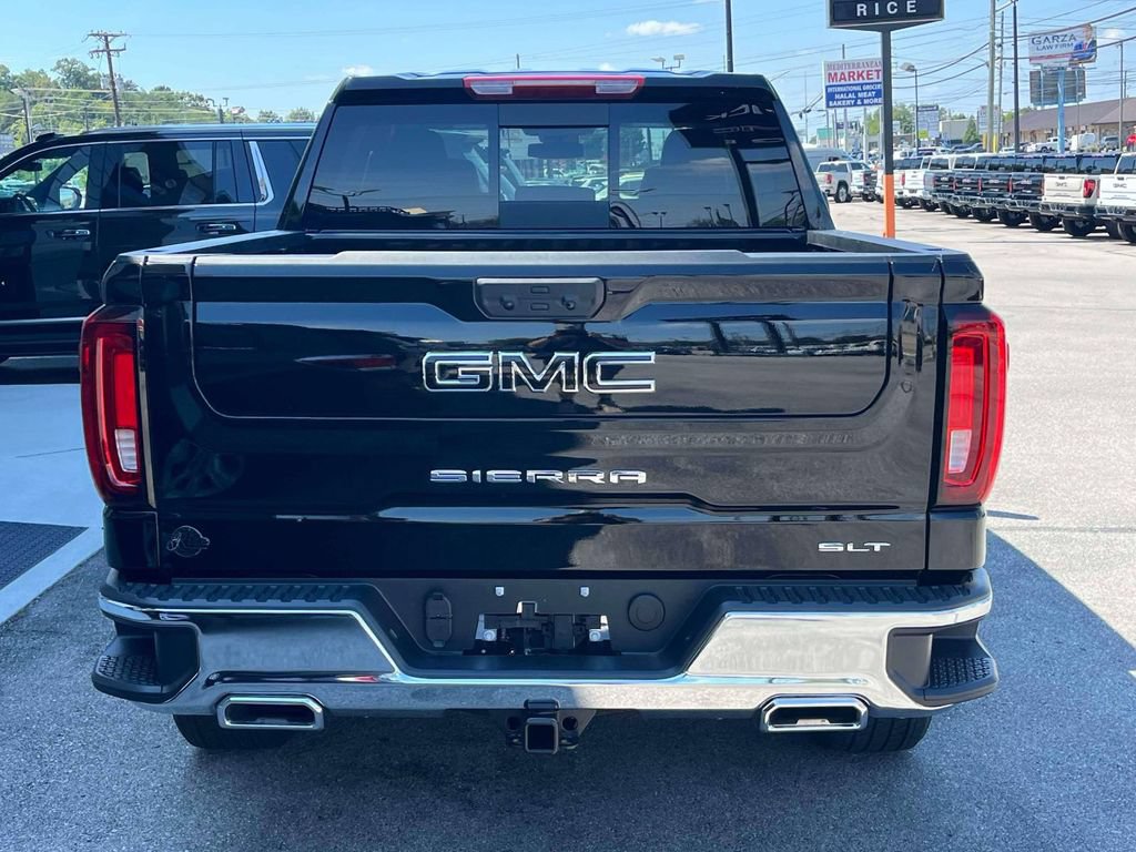 New 2026 GMC Sierra 1500 SLT w/ SLT Premium Package AWD/4WD image 4