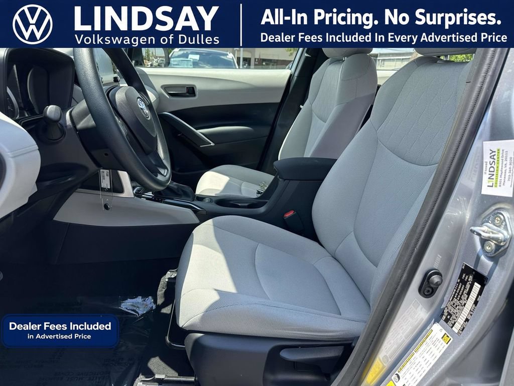 Used 2022 Toyota Corolla Cross L AWD/4WD image 11