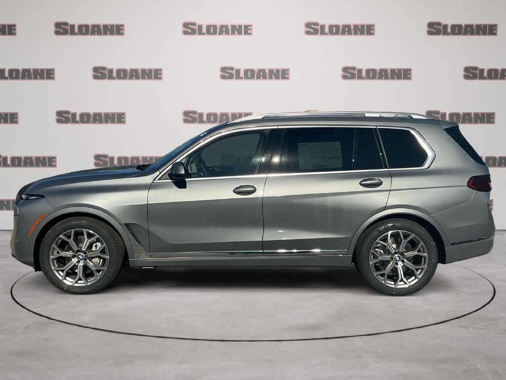New 2027 BMW X7 xDrive40i w/ Premium Package AWD/4WD image 2