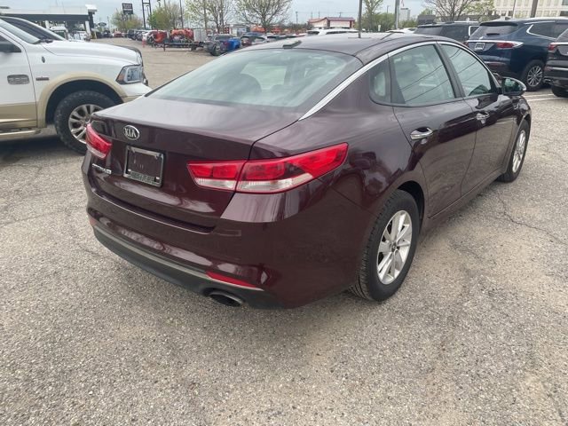 Used 2017 Kia Optima LX w/ Convenience Plus Package FWD image 5