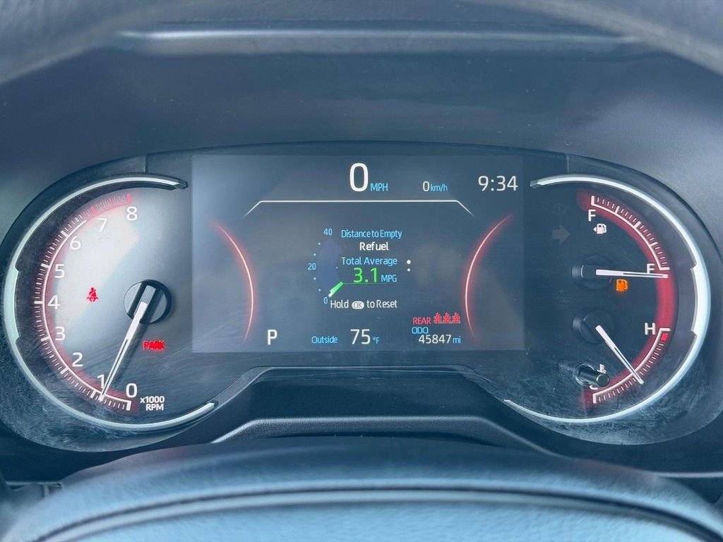 Certified 2023 Toyota RAV4 LE image 21