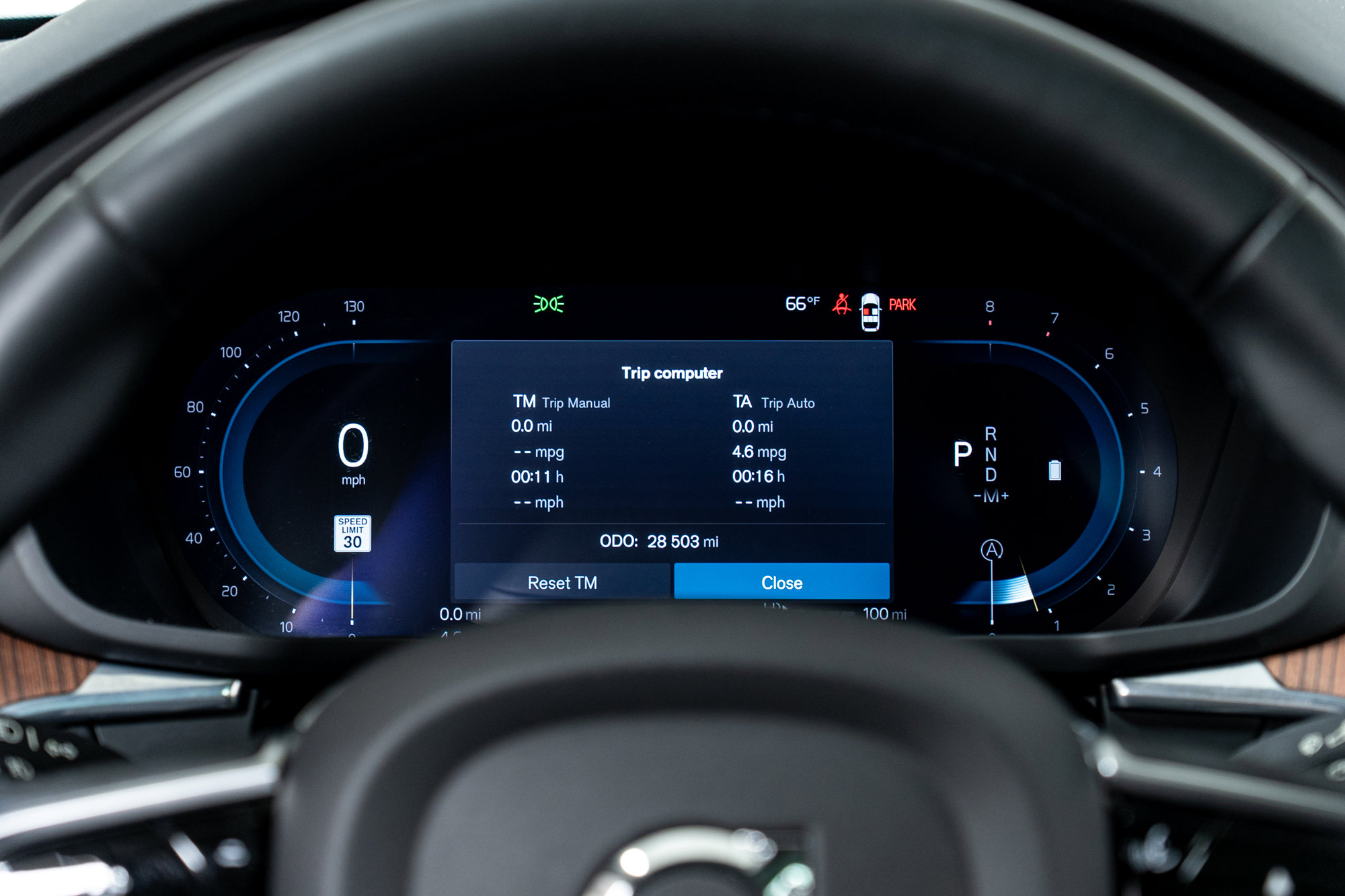 Certified 2023 Volvo XC60 B5 Plus w/ Climate Package image 18