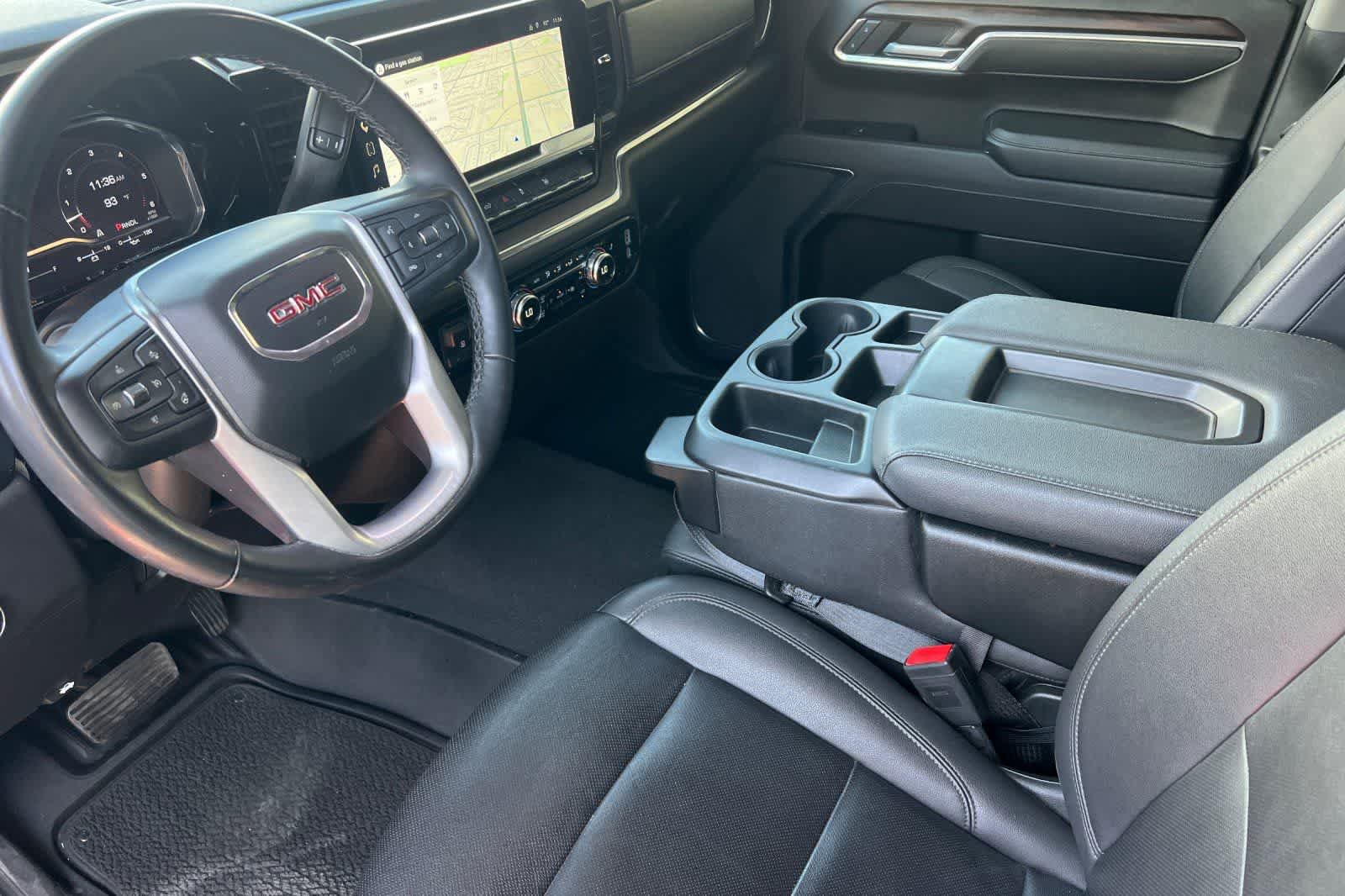 Used 2025 GMC Sierra 1500 SLT RWD image 12