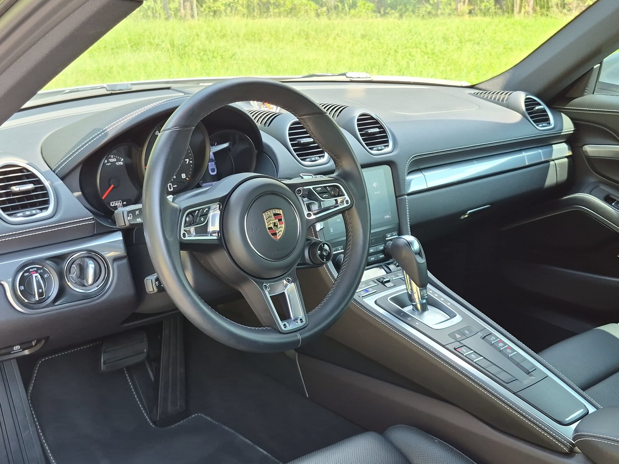 Certified 2024 Porsche 718 Cayman RWD image 4