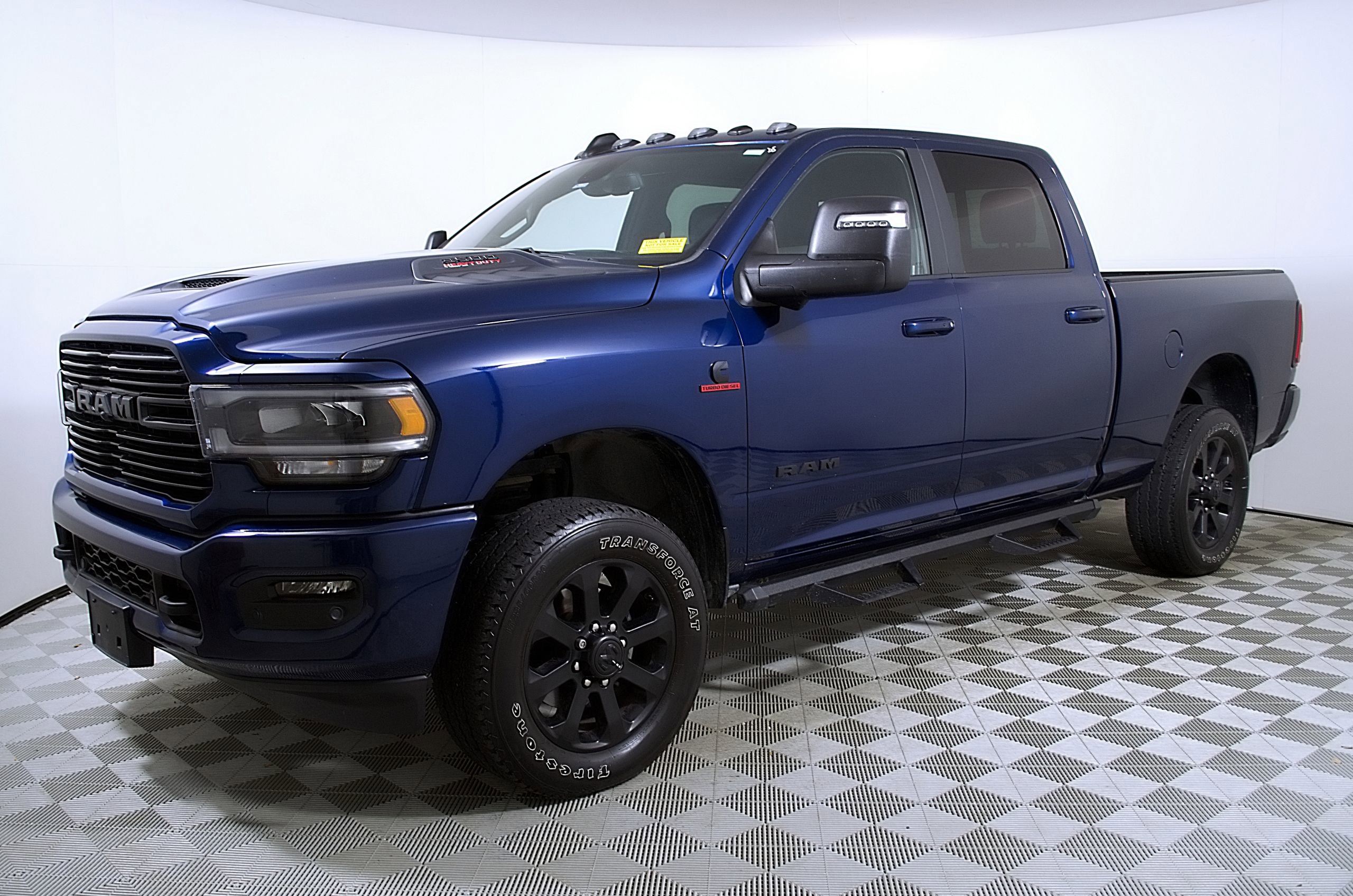 Used 2024 RAM 3500 Laramie w/ Night Edition image 3