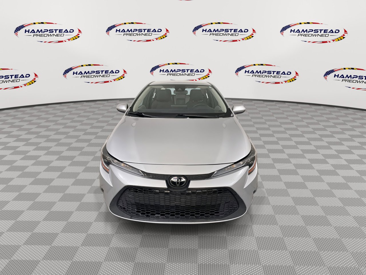 Used 2022 Toyota Corolla LE image 3