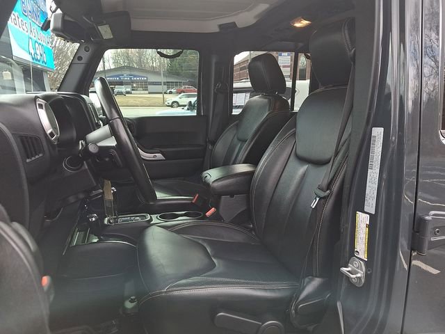 Used 2017 Jeep Wrangler Unlimited Sahara w/ Quick Order Package 24E Chief image 13