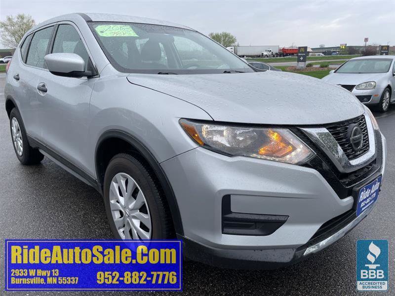 Used 2018 Nissan Rogue S AWD/4WD image 3