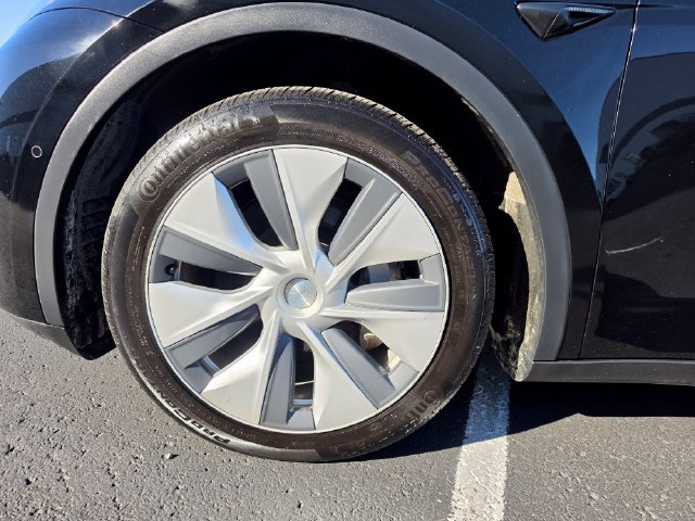 Used 2021 Tesla Model Y Long Range AWD/4WD image 12