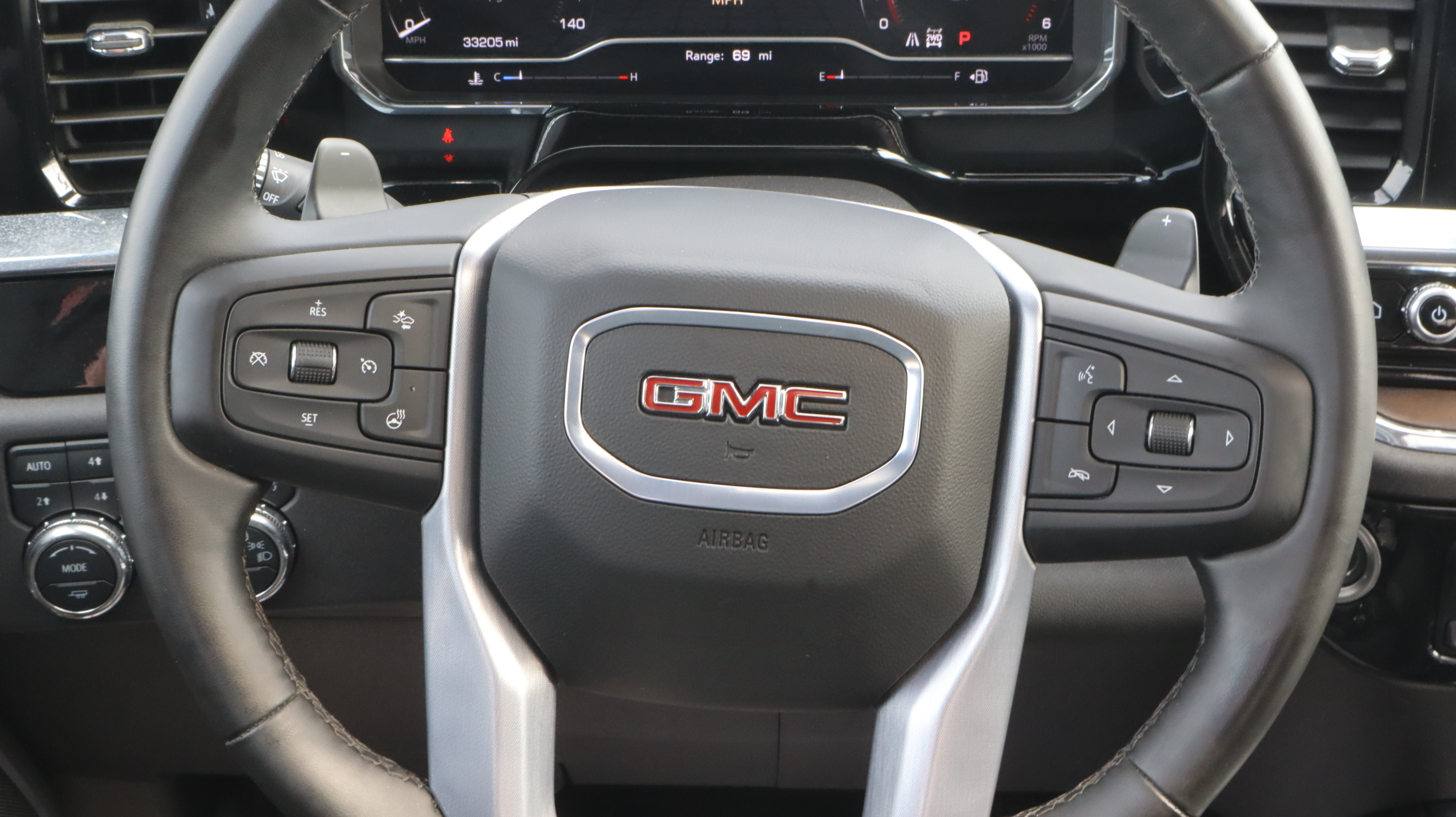 Used 2024 GMC Sierra 1500 SLT w/ SLT Premium Plus Package AWD/4WD image 14